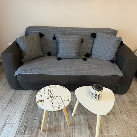 Panos' Studio ミリナ エクステリア 写真
