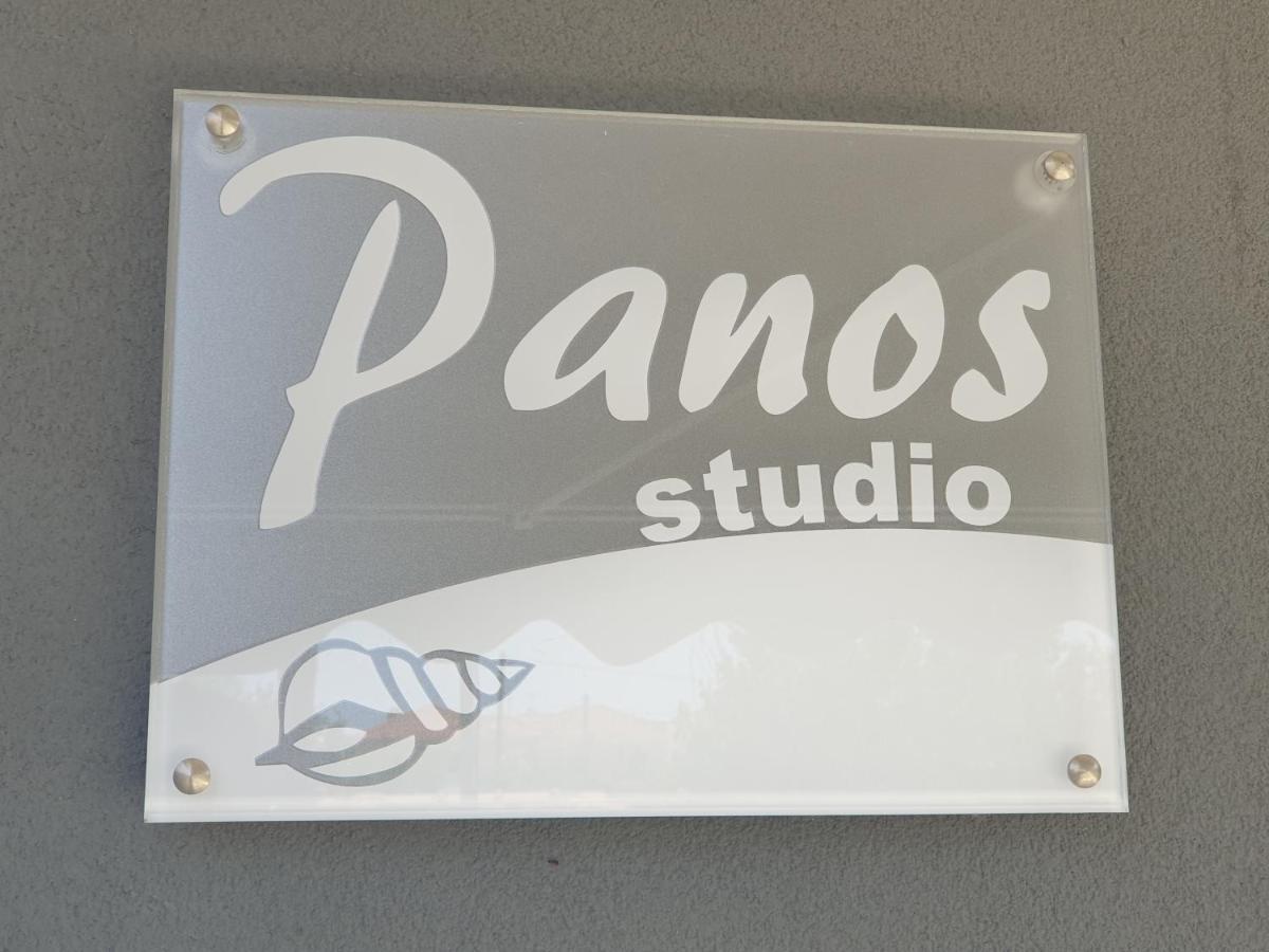 Panos' Studio ミリナ エクステリア 写真